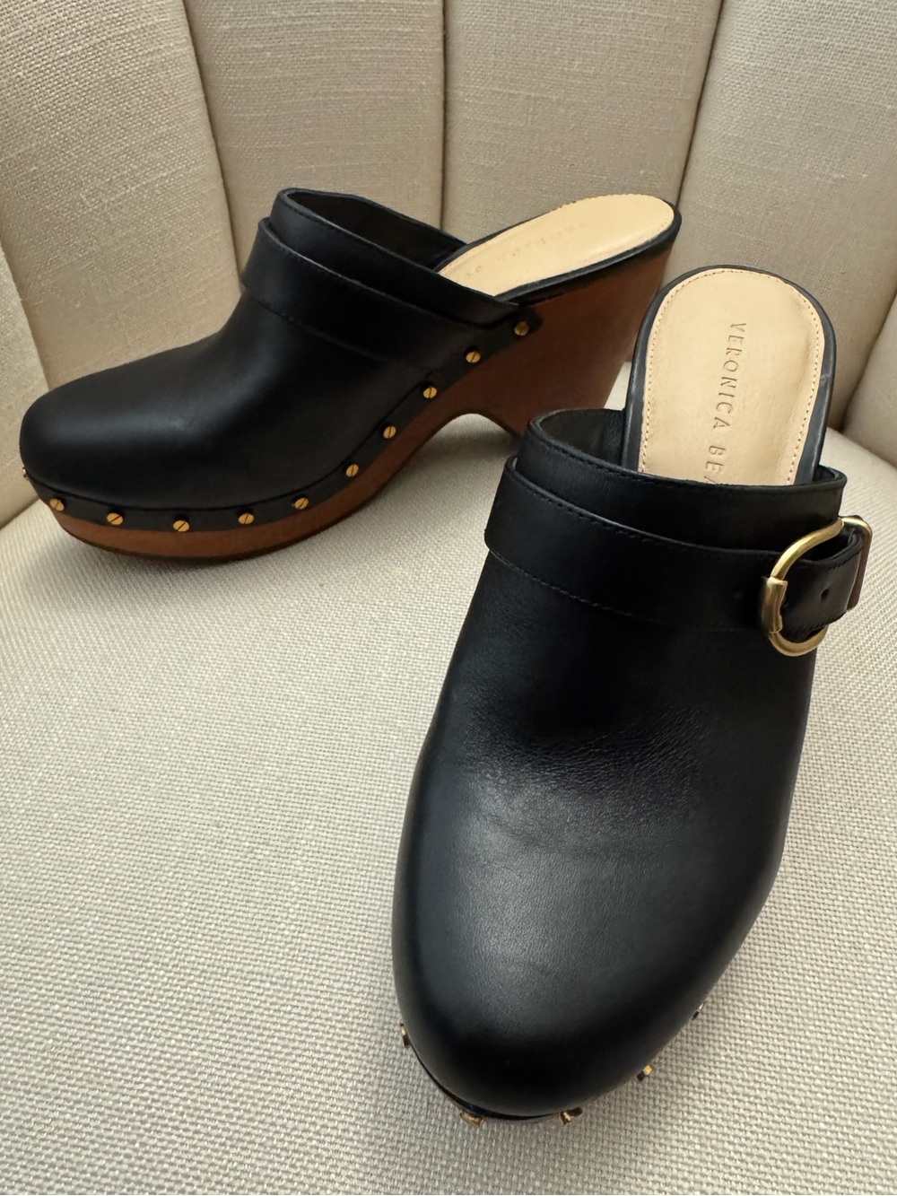 Veronica Beard Hendrix Buckled Clogs Size 7.5